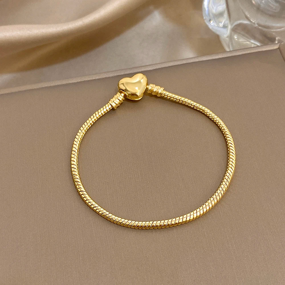 Bracelet Chaîne Cœur – Acier Inoxydable Doré
