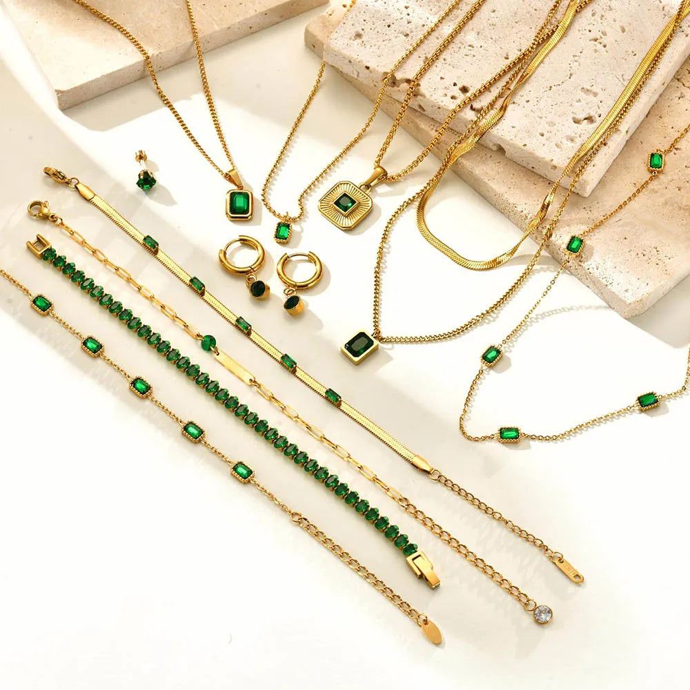 Collier Zircon Vert Émeraude – Pendentif Plaqué Or