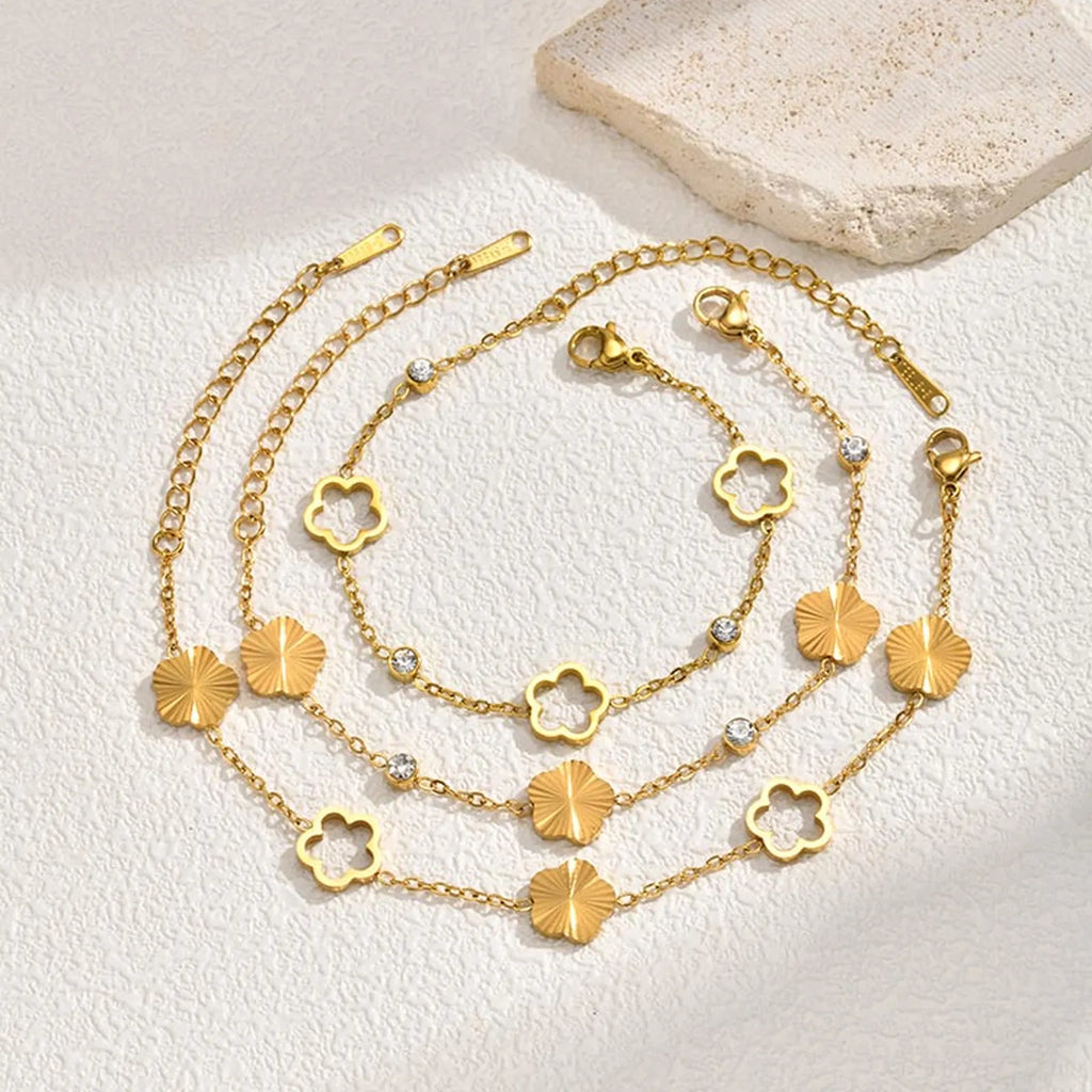 Bracelet Fleur Zircon Ajourée – Chaîne Acier Inoxydable Doré