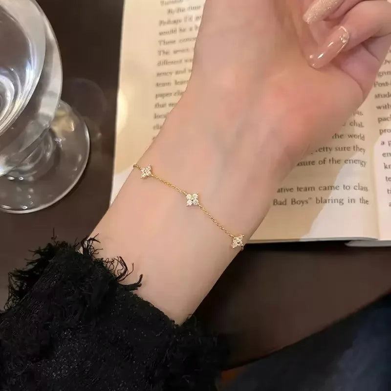 Bracelet Trèfle 4 Feuilles Doré