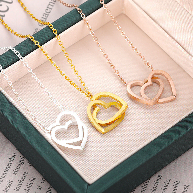 Collier avec Pendentif Double Cœur en Acier Inoxydable